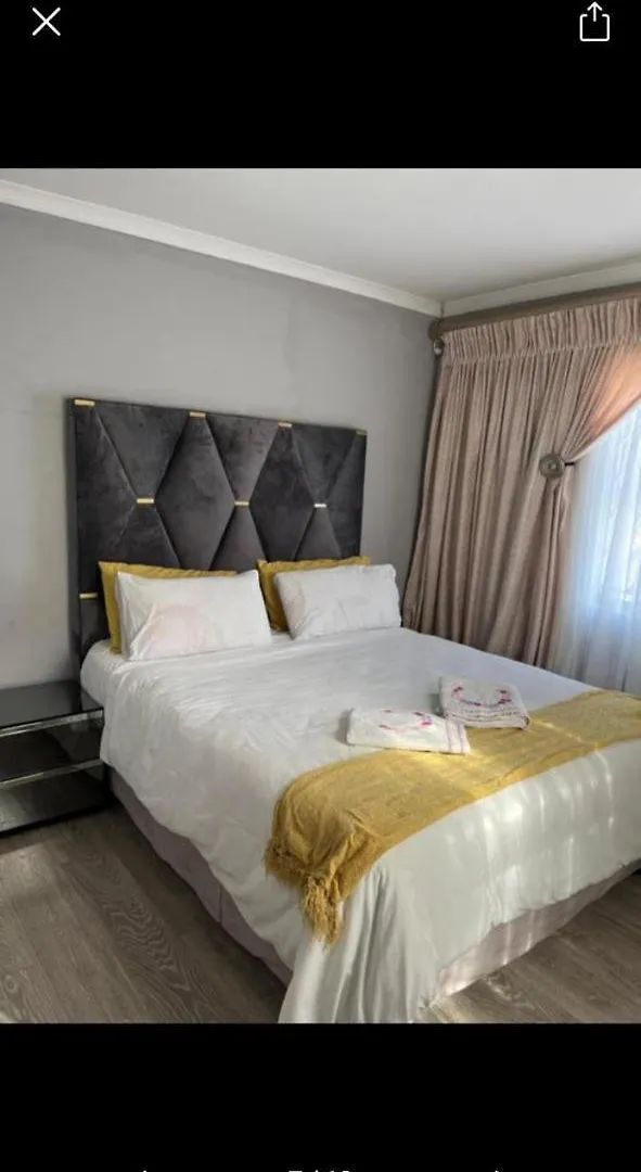 Self Catering Three Bedroom Cape Town 0*,